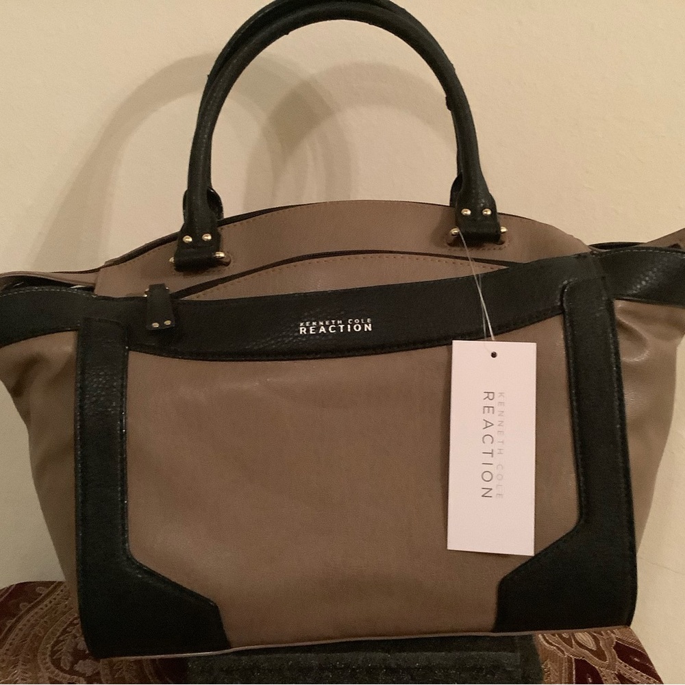 Vintage Kenneth Cole Reaction Satchel Tote/Handbag (Slightly Used)